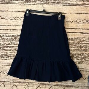 Nannette Lepore flattering skirt. Navy size XS